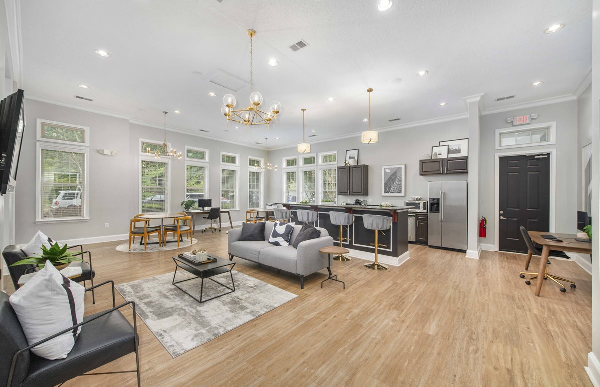 MAA Huntersville Apartments